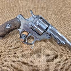 Revolver reglementaire fran&ccedil;ais 1873