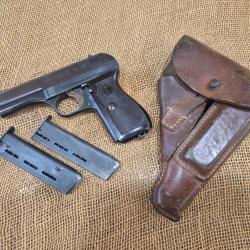 Bon pistolet d'ordonnance allemand cz27 cz 27 avec etuit 2 chargeurs waffenampt pr&eacute;sent