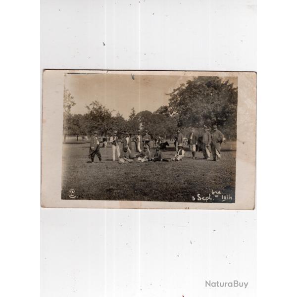 - carte postale  - militaria -  CARTE PHOTO - militaires  au repos