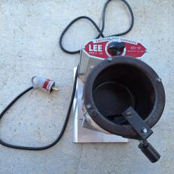 Four a plomb lee pot IV 9 kg (20 livres)