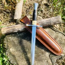 dague de chasse d'artisan / manche en &eacute;b&egrave;ne du gabon et ivoire de phacoch&egrave;re lame inox