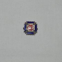 INSIGNE DES CROIX DE FEU-FILS ET FILLES DES CROIX DE FEU (FFCF)-COLONEL LAROQUE-NATIONALISME 1930