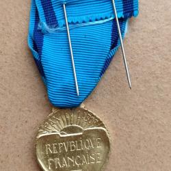 MEDAILLE REPUBLIQUE FRANCAISE JEUNESSE ET SPORT PAX ET LABOR medaille n2