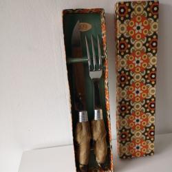 Couverts &agrave; viande