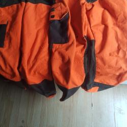 deux pantalons de traque