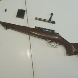 Carabine CZ 527 Calibre 222 Remington filet&eacute;e avec rail Picatinny