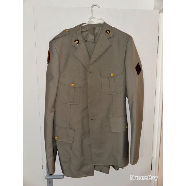 Ancienne tenue de c�r�monie Infanterie