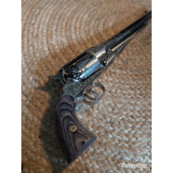R�VOLVER POUDRE NOIRE PIETTA 1858 REMINGTON NICKEL� DE LUXE GRAV� LAITON CALIBRE 44