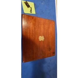 COFFRET BOIS ACAJOU AVEC BLASON LAITON