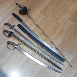 Lot d'armes blanches pour restauration
