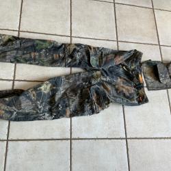 Pantalon chasse et casquette camo