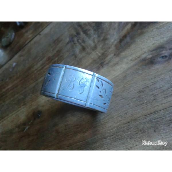 souvenir de tranch�e rond de serviette alu 14 18