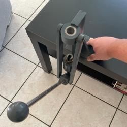 Presse de rechargement monostation robuste - fabrication ancienne