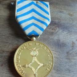 m&eacute;daille r&eacute;publique fran&ccedil;aise d' afrique du nord