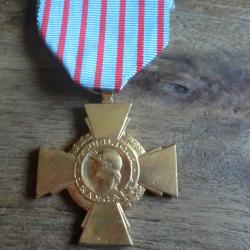 m&eacute;daille  croix du combattant france