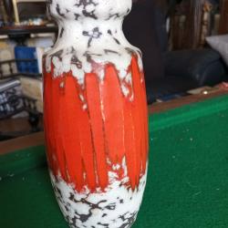 Vase en c&eacute;ramique West Germany