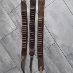 Trois cartouchi&egrave;res de chasse canon lisse