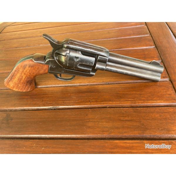colt 45 Denix 1886 dans sa bo�te