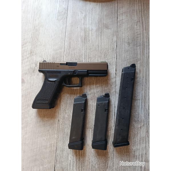 Tokyo Marui Glock 18C GBB gaz - 3 chargeurs - 2 fonctionnels