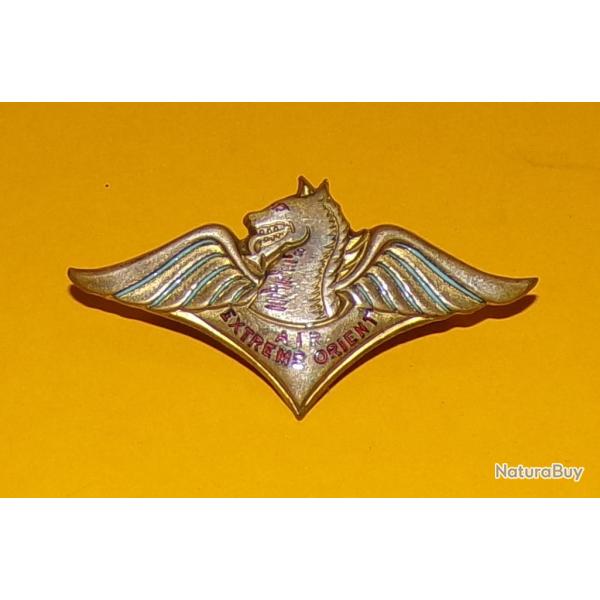 Commandement de l'Air Extr�me Orient, texte rouge, matricul�, FABRICANT AUGIS  PARIS  , HOMOLOGATION