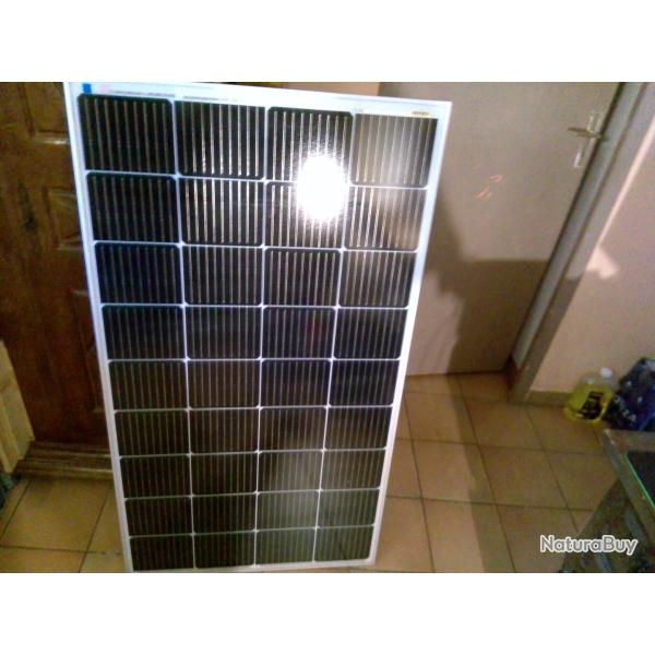 LOT DE 2 PANNEAUX SOLAIRES IDENTIQUES DE 180W (CHACUN)