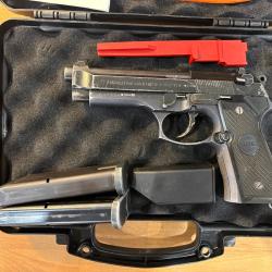 PISTOLET BERETTA PAMAS G1 S CAL.9x19 AGR&Eacute;E TAR avec accessoires