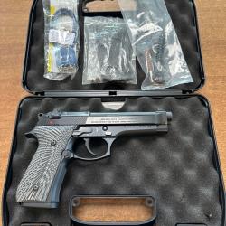 Pistolet Beretta 92 FS cal 9x19