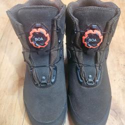 Vend chaussure de marche Chiruca vibram
