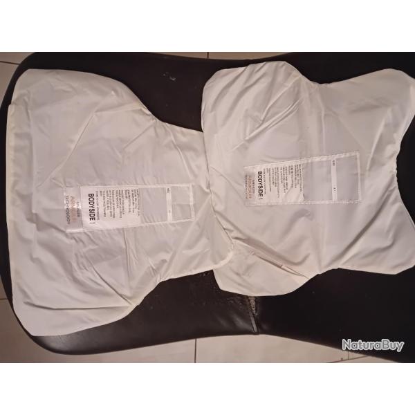 Ench�re lot de 2 plaques balistiques 3a contre les armes de poings et lames  MEHLER 35X36