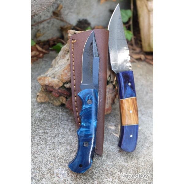 Lot de 2 Couteau 1 Fa�on Buck 112 Acier Inox + 1 Skinner 256 Couches Etui Cuir Fabr Artisanale