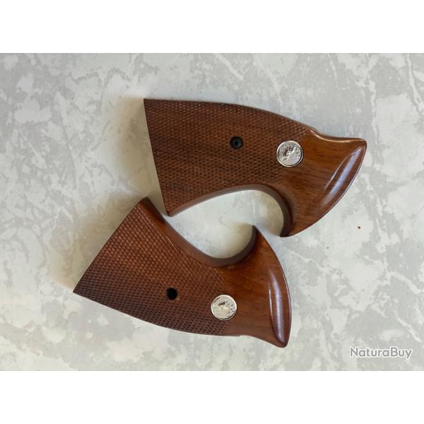 Plaquettes bois colt trooper avec vis