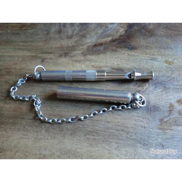 siflet ultrasonique pour chien long r�glabe