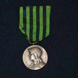 MEDAILLE COMMEMORATIVE 1870-1871-MODULE BRONZE 30 mm-FRENCH WAR 1870-1871 MEDAL