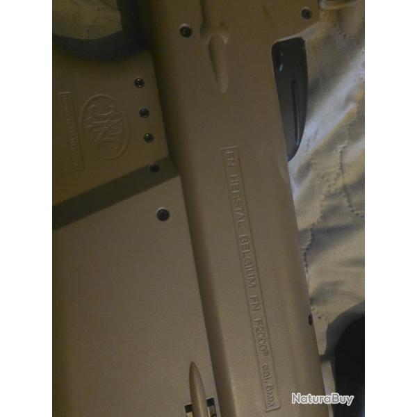 Fn2000 tactil d�sert version G&G FN Herstal 4 chargeur lunette 1.6x 400fps tr�s bon �tat