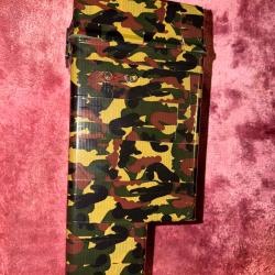 Bo&icirc;te de lunette Frf2 camoufl&eacute;e pour Scrome J8 . Num&eacute;ro de fusil &agrave; l'int&eacute;rieur.