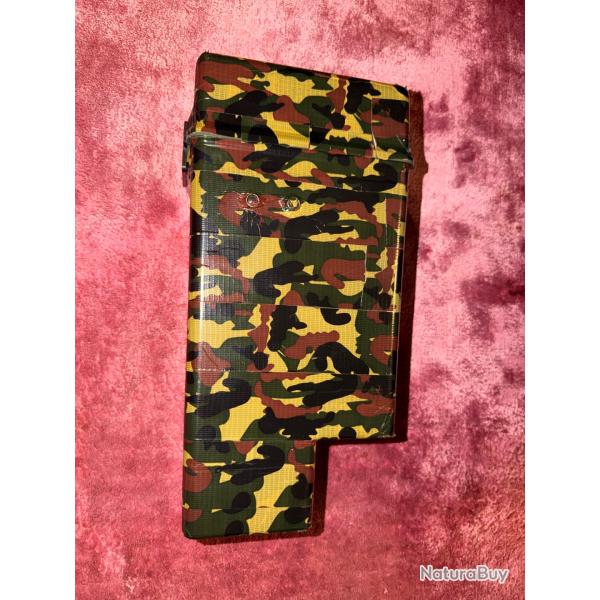 Bo�te de lunette Frf2 camoufl�e pour Scrome J8 . Num�ro de fusil � l'int�rieur.