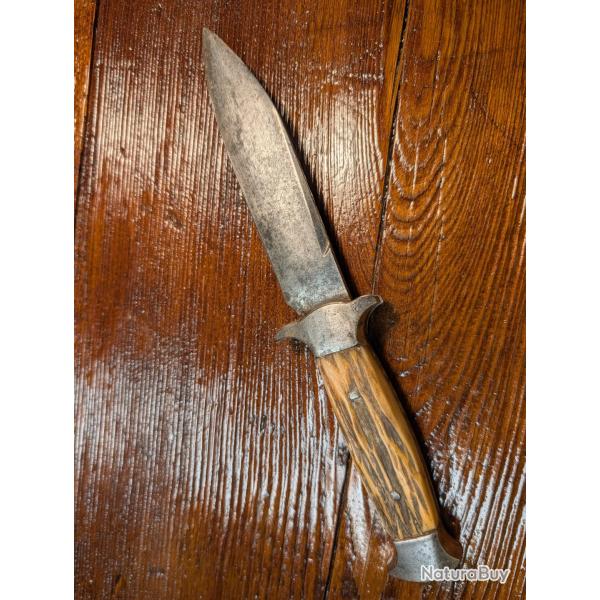 Couteau de camp chasse scout " Les Deux diables" Thiers Acier forg�