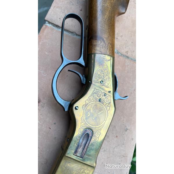 Carabine Winchester Uberti 1866 de 1971 calibre 44-40
