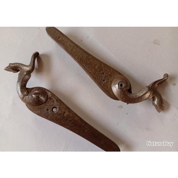 Paire de platines pour fusil � broche