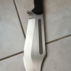 Work Tuff Gear V44X, Satin SK85 Clip Point Blade, Black G10 jamais utilis&eacute;