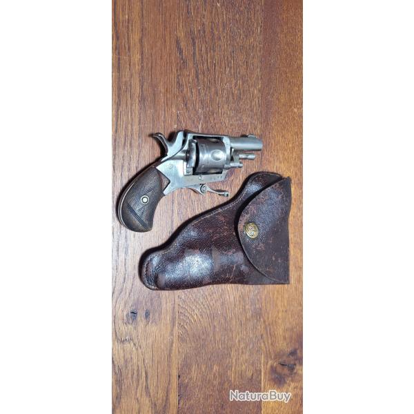 REVOLVER  DE COLLECTION BULL DOG PUPPY CAL. 5.5 MM