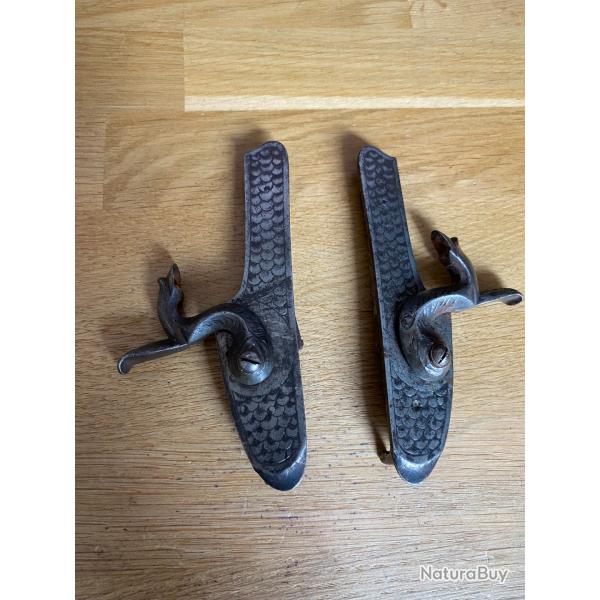 Belle paire de corps de platine pour fusil � broche