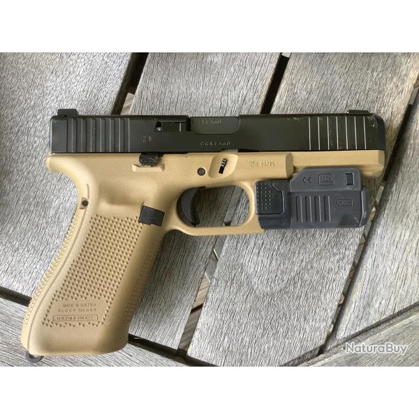 GLOCK 17 Gen 5 FR ARMY COYOTE 9X19 para + lampe GTL2