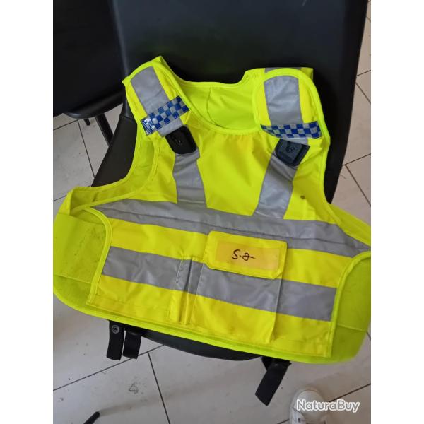 ENCHERE GILET PARE BALLES FLUORESCENT JAUNE EN KEVLAR TAILLE M