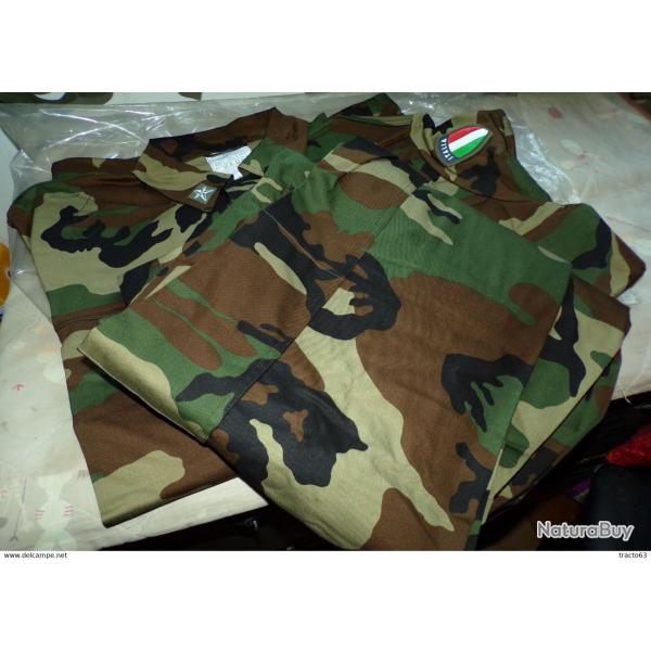 TENUE DE COMBAT CAMOUFLEE DE L'ARMEE ITALIENNE , TAILLE FRANCAISE 50 SOIT 100 CM POUR LE PANTALON ET