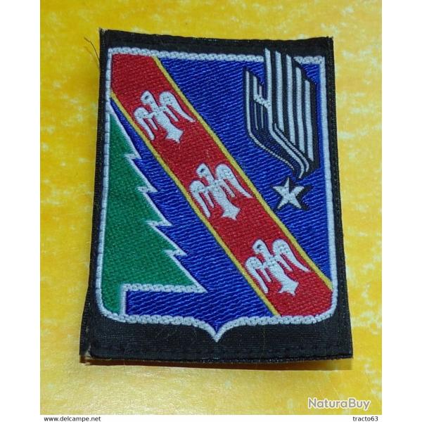 TISSU 4� DIVISION AEROMOBILE� DE L'ARMEE FRANCAISE�, INSIGNE D'EPAULE EN TISSU , MODELE ANCIEN , OBS