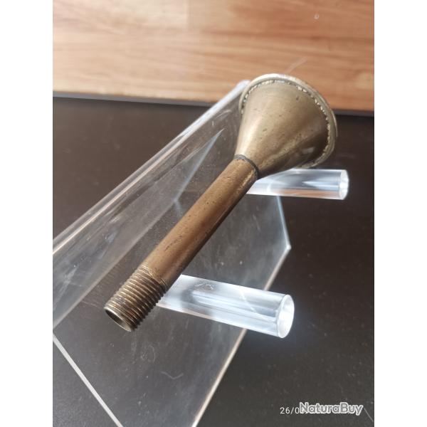 Entonnoir de chargement en laiton pour poires � poudre