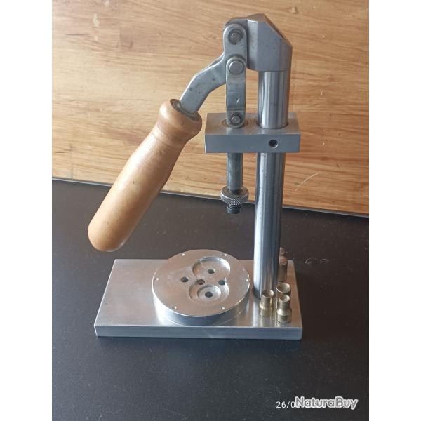 Revolvers a poudre noire presse de rechargement