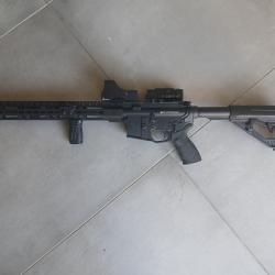 Diamondback DB15 AR-15 .223 Rem - 16" - Full &eacute;quip&eacute; - Tr&egrave;s bon &eacute;tat !
