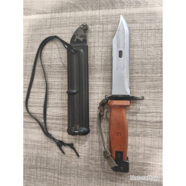 Ba�onnette Russe AK 74 avec son fourreau